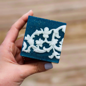 WALLFLOWER SOAP